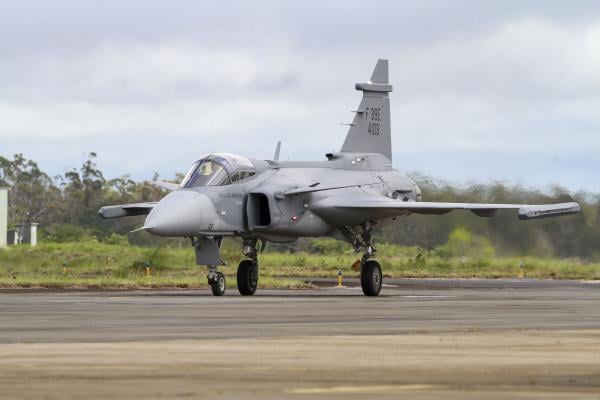 Linha de produção do F-39 Gripen é inaugurada no Brasil