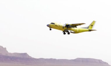 Turboélice iraniano, Simorgh faz o primeiro voo