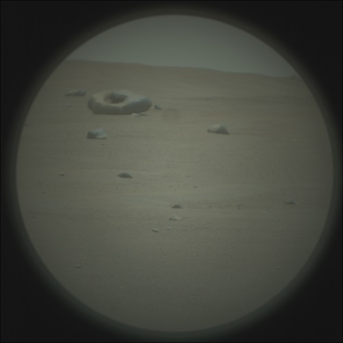 NASA captura imagem de rocha misteriosa em Marte (Foto: NASA/JPL-Caltech/LANL/CNES/IRAP)