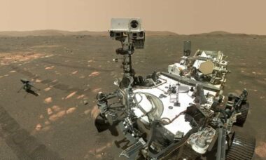 NASA captura imagem de rocha misteriosa em Marte