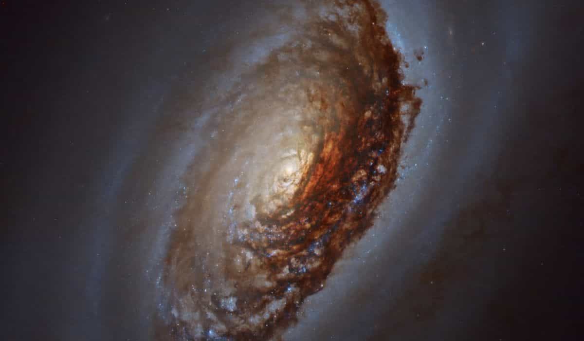 Nasa destaca galáxia capturada pelo Hubble