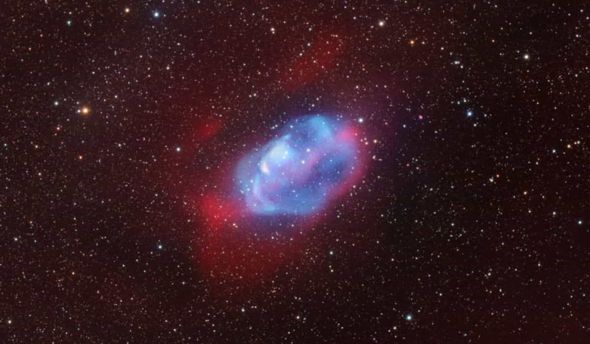 NASA destaca nebulosa recém descoberta por amadores