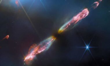 NASA destaca formação estrelar capturada pelo James Webb