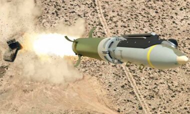 Vídeo: Ucrânia receberá mísseis GLSDB, com o dobro do alcance para o M142 HIMARS