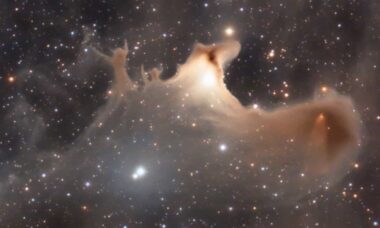 Em clima de Halloween, NASA destaca clique da Nebulosa Fantasma