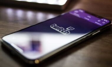 Twitch lança stories de 48 horas em seu aplicativo