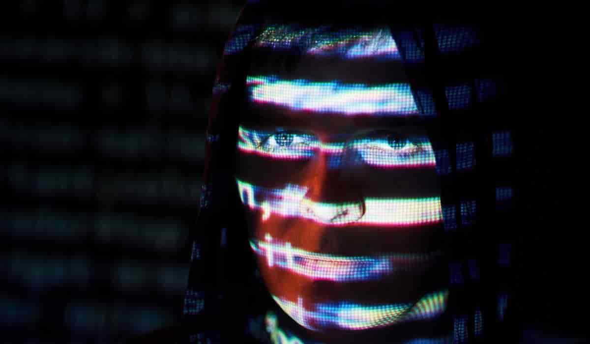 Explosão de deepfakes: relatório aponta aumento de 3.000% em tentativas de fraudes