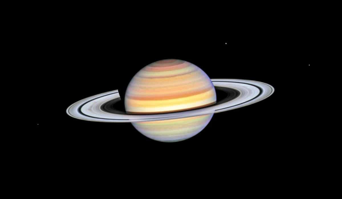 Hubble vesmírný dalekohled ukazuje fascinující jev v prstencích Saturnu