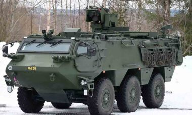 Suécia compra 321 veículos blindados da Finlândia
