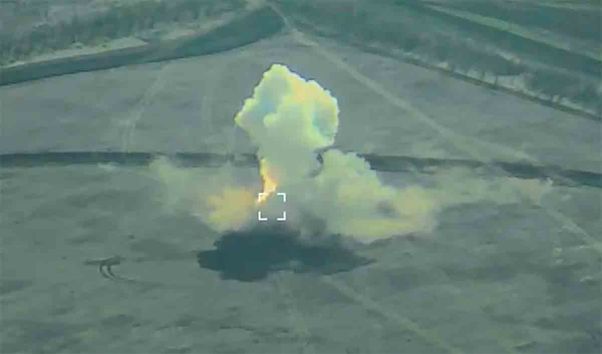 Vídeo: HIMARS destroi sistema de defesa aérea russo BUK. Foto e vídeo: Reprodução Telegram ukr_sof
