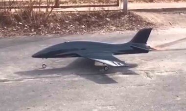 Vídeo: Ucrania prueba nuevo dron a reacción "BULLET" para interceptar drones y helicópteros. Fuente e imágenes: Twitter @AggregateOsint