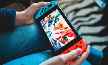 可能很快推出Nintendo Switch 2。照片来源：Erik Mclean | Unsplash