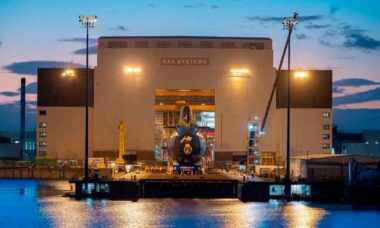 Incendio afecta astillero en el Reino Unido donde se construyen submarinos nucleares de última generación. Foto: Instagram @baesystems