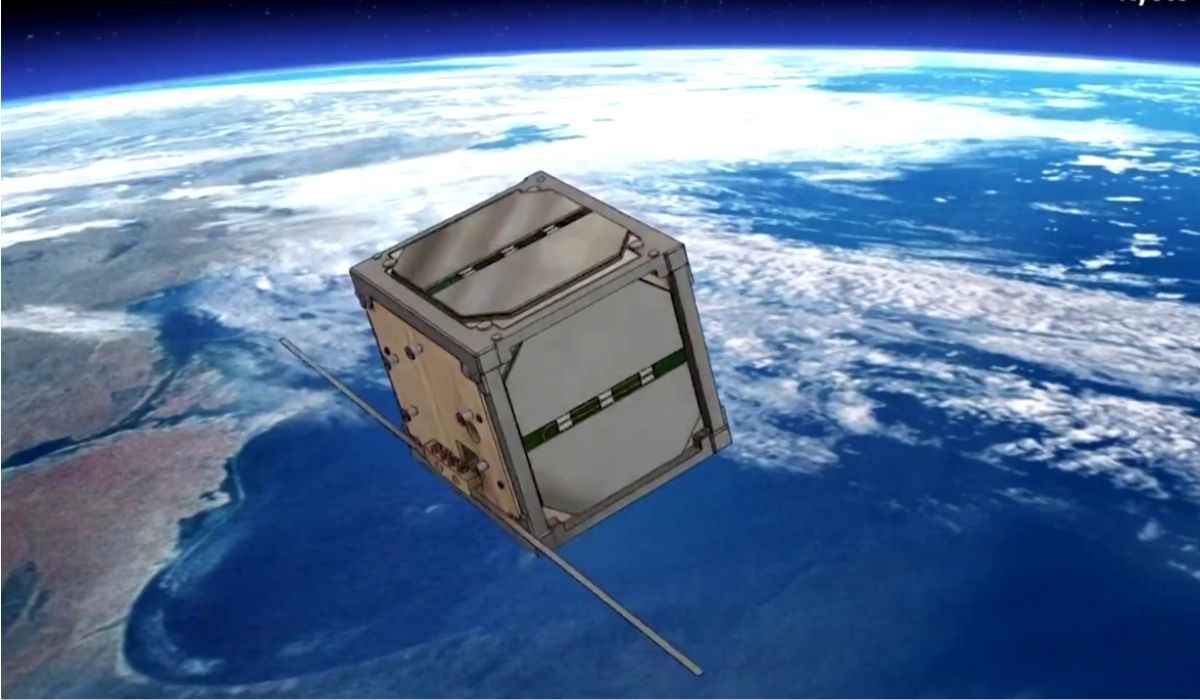 Primeiro satélite de madeira é lançado ao espaço para teste de redução de impacto ambiental