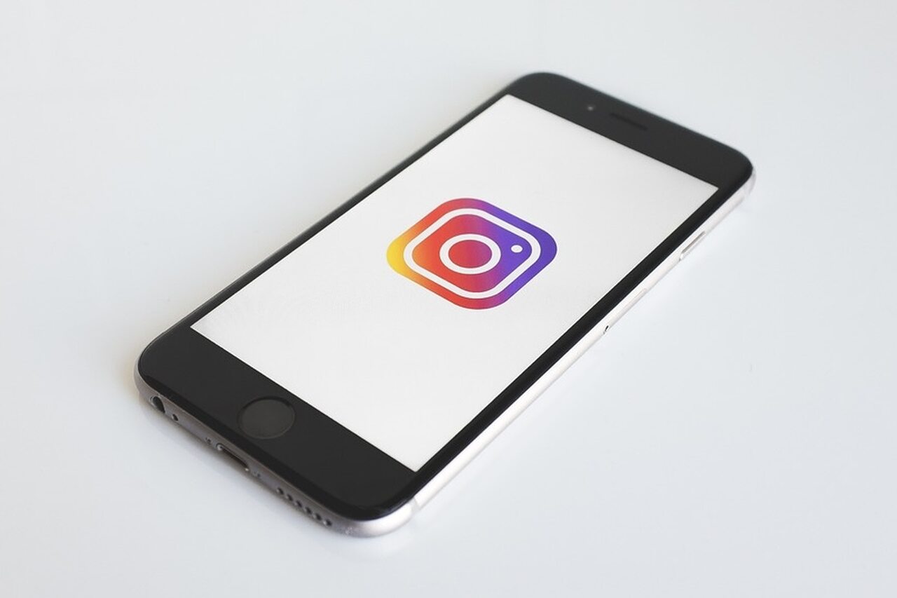 Instagram adota feed retangular e deixa internautas furiosos: "Pior atualização é sempre a próxima"