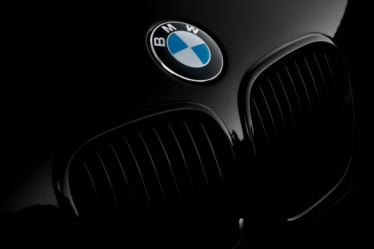 Novos veículos da BMW virão com IA chinesa integrada; entenda