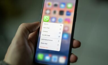 WhatsApp deixará de funcionar em vários iPhones no mês que vem; veja quais