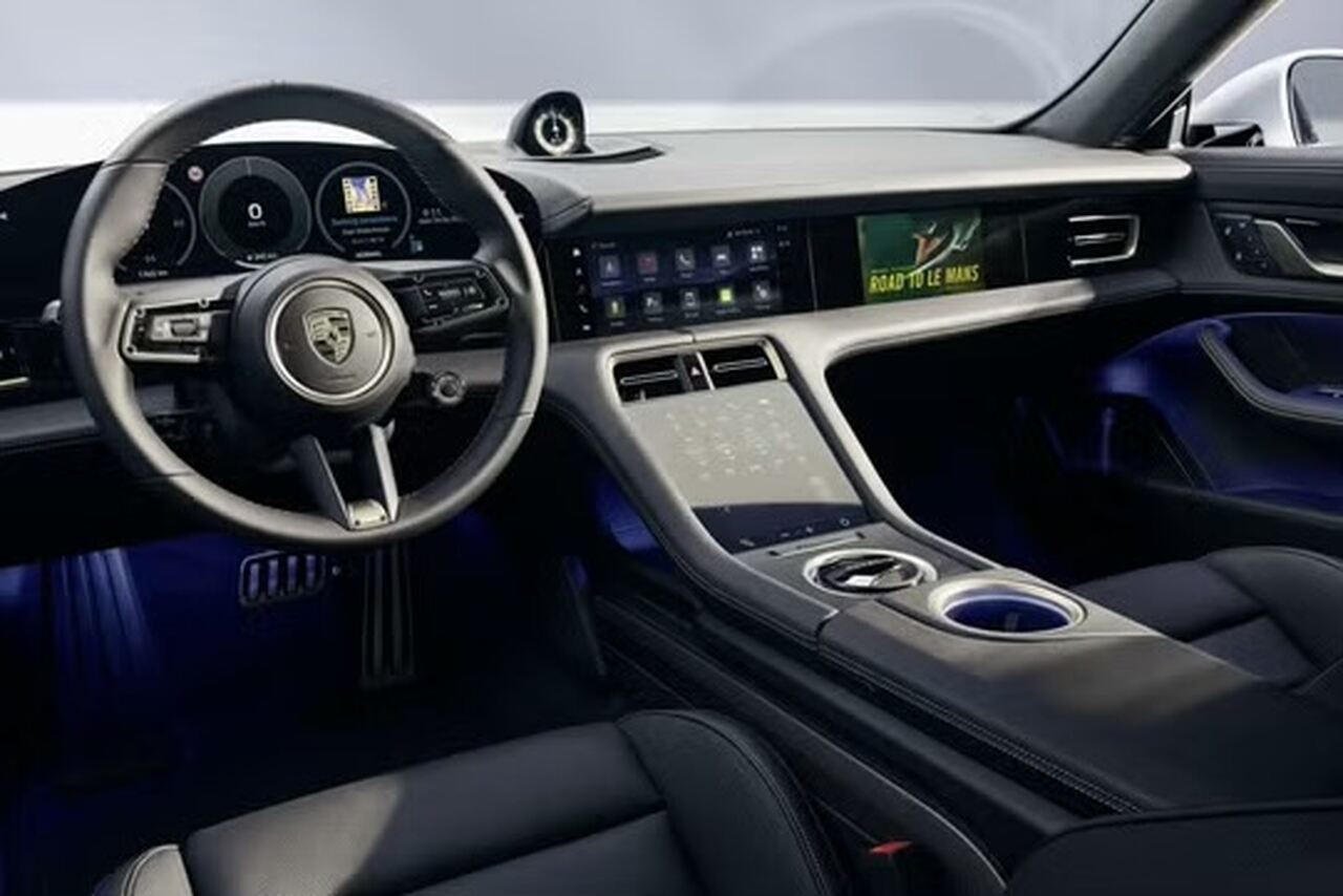Porsches de 2026 ganham Dolby Atmos e integração com Alexa