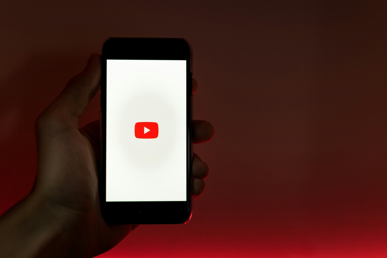 YouTube lança ferramenta de IA para gerar músicas sem direitos autorais