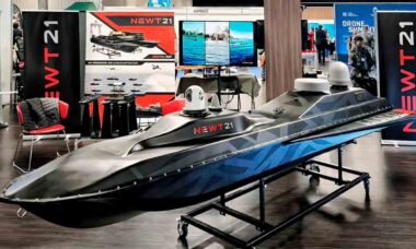 Drone de ataque de superfície Fog. Instagram @newt21.official