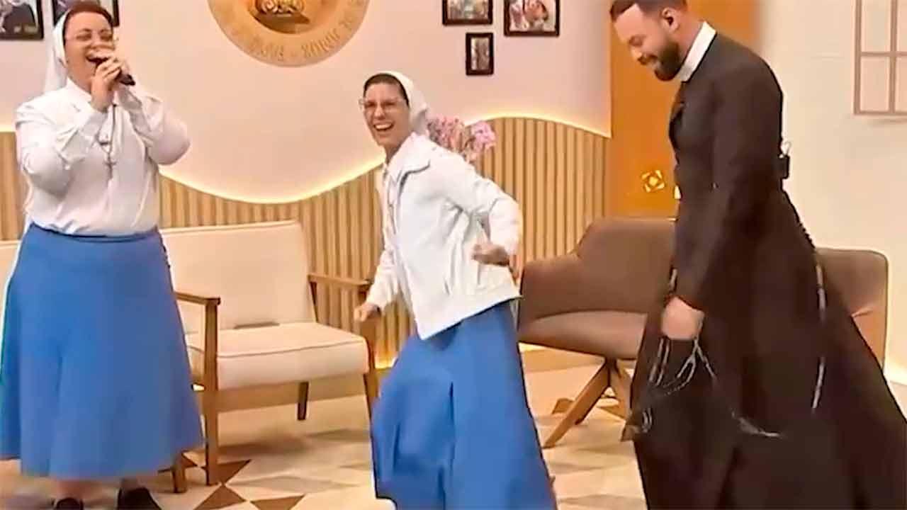 Video: Nonnen gaan viraal op sociale media met beatbox en dans in tv-programma. Instagram @tvpaieterno