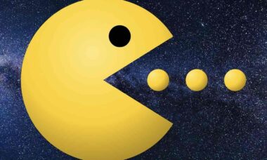 Pac-Man completa 45 anos em 2025; confira os itens comemorativos