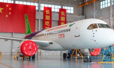 COMAC C909. Foto: Divulgação / Comac