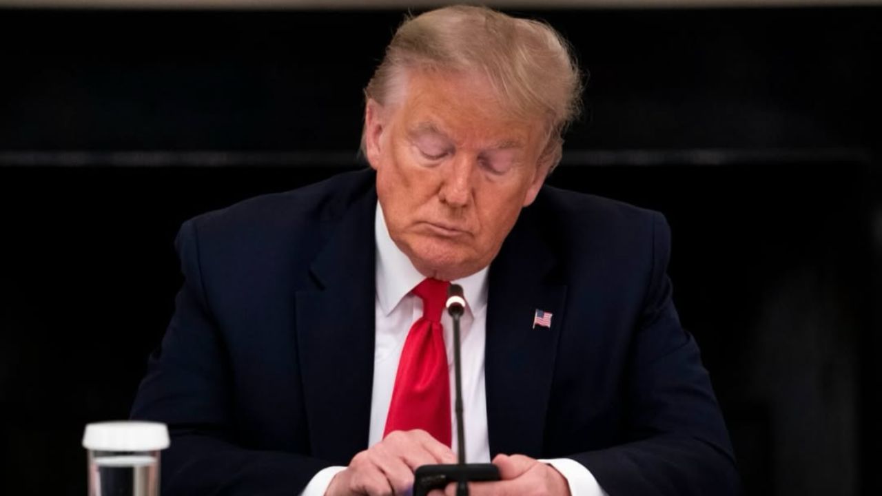 Donald Trump causa reações acaloradas após criticar atores no teatro e vídeo viraliza