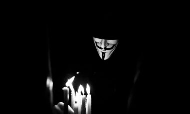 Grupo hacker Anonymous manda recado para Donald Trump em meio a protestos em Los Angeles