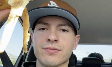 Rede de fast-food americana processa youtuber que fingiu ser funcionário para vídeo de pegadinha