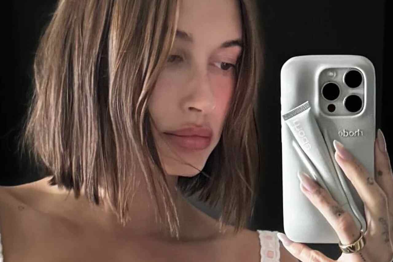 Upptäck trenden att sätta gloss på mobilfodralet