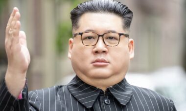 Famoso sósia de Kim Jong-Un manda mensagem para o ditador: "Libertarei seu país"