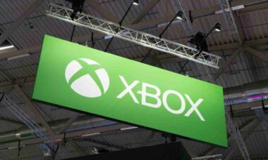 Microsoft planeja nova onda de demissões em massa na divisão Xbox, diz site