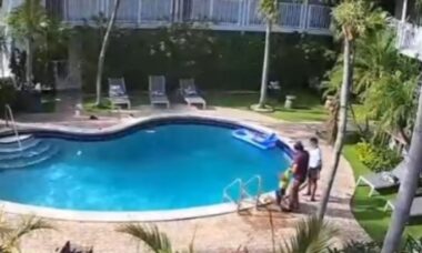 Criança de 6 anos é salva de afogamento em piscina e imagens do resgate viralizam