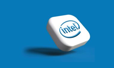 Vazamentos indicam que Intel planeja demitir 20% dos funcionários de fábricas no próximo mês