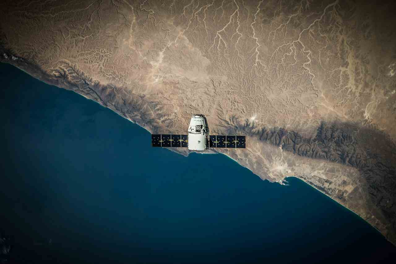 Governo americano se une à SpaceX para desenvolver internet via satélite para uso militar 