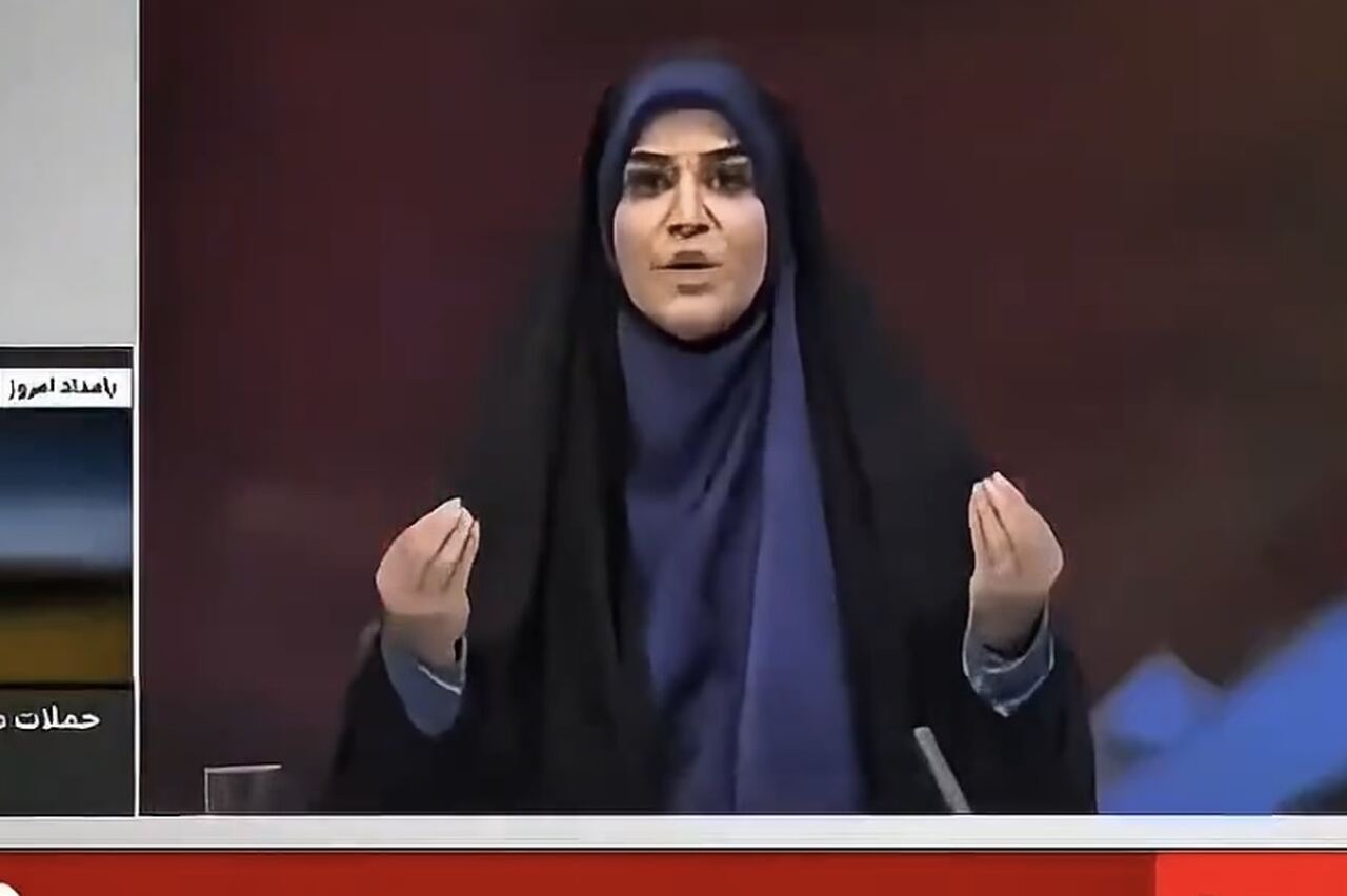 Φρικτό βίντεο δείχνει την παρουσιάστρια ειδήσεων του Ιράν να διακόπτεται από ισραηλινό βομβαρδισμό