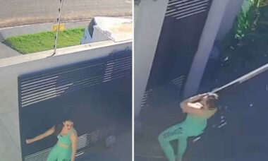 Mulher escapa por um triz de ser esmagada por portão e vídeo viraliza: "Foi só um passo"