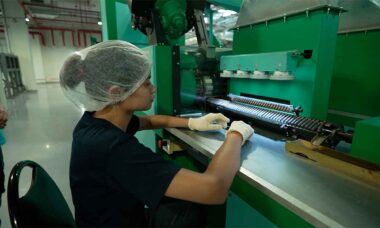 Rússia Inaugura Fábrica de Munições para Fuzis Kalashnikov na Venezuela. Telegram @rostecru