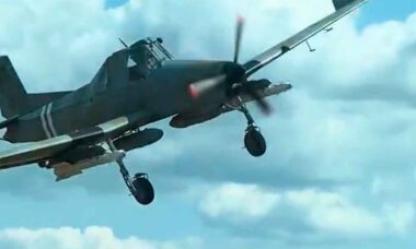 Ukraina anpassar jordbruksflygplanet Z-137 AgroTurbo för luftförsvar mot ryska drönare