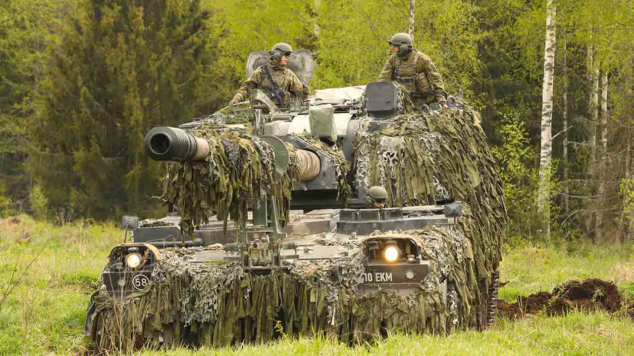 K9EST Kõu. X @Kaitsevagi